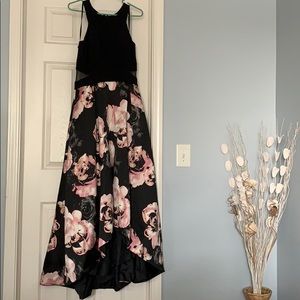 Gorgeous high low gown